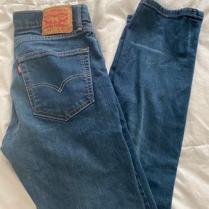 Men’s Levi size 32 x 32